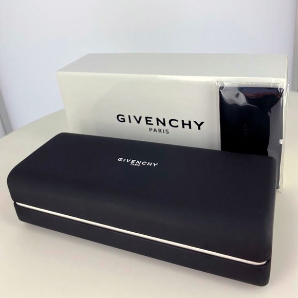 Givenchy Sunglasses Brand new perfect condition. - Picture 7 of 8